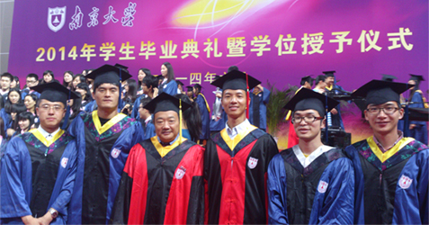 6月22日,研究所毕业生参加了学校组织的毕业典礼 2.jpg 6月22日,研究所毕业生参加了学校组织的毕业典礼 2.jpg