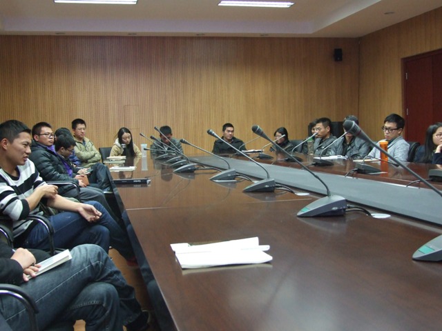 11月28日,研究所顾凯同学汇报剑桥留学情况 2.jpg 11月28日,研究所顾凯同学汇报剑桥留学情况 2.jpg